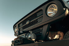 roxor-newgrille-closeup.jpg